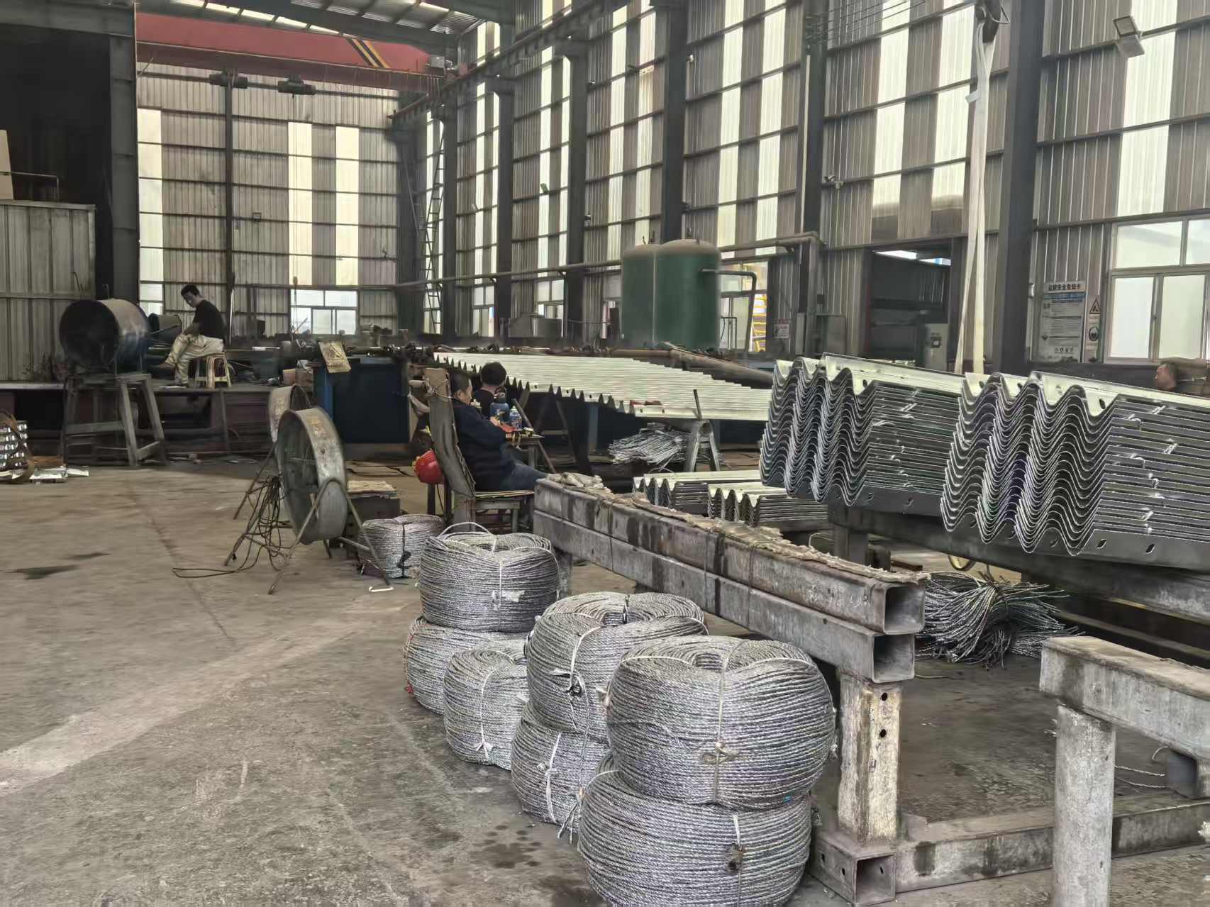 常德市波形护栏板三波波形护栏 - 一站式服务